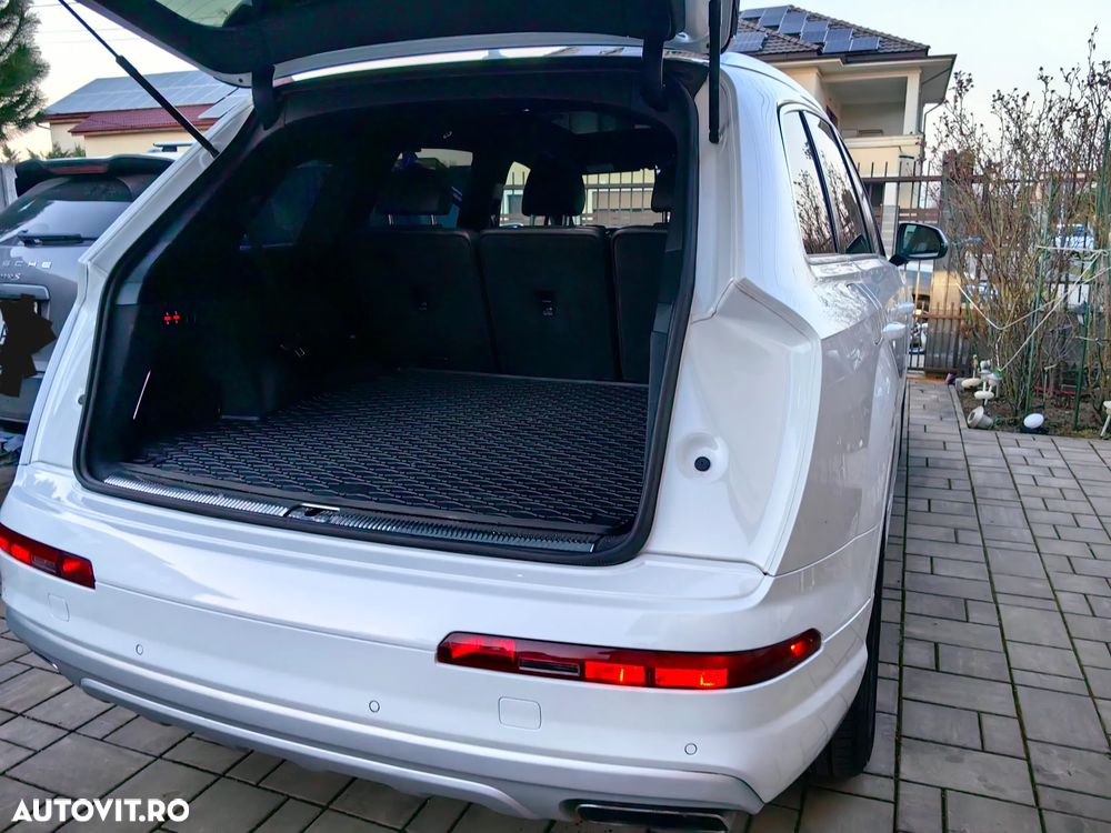 Audi Q7 - 10