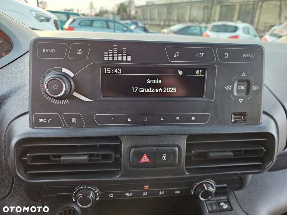 Peugeot PARTNER - 18