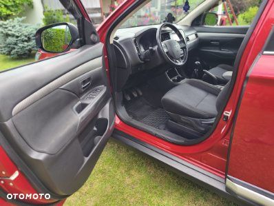 Mitsubishi Outlander 2.0 2WD - 7