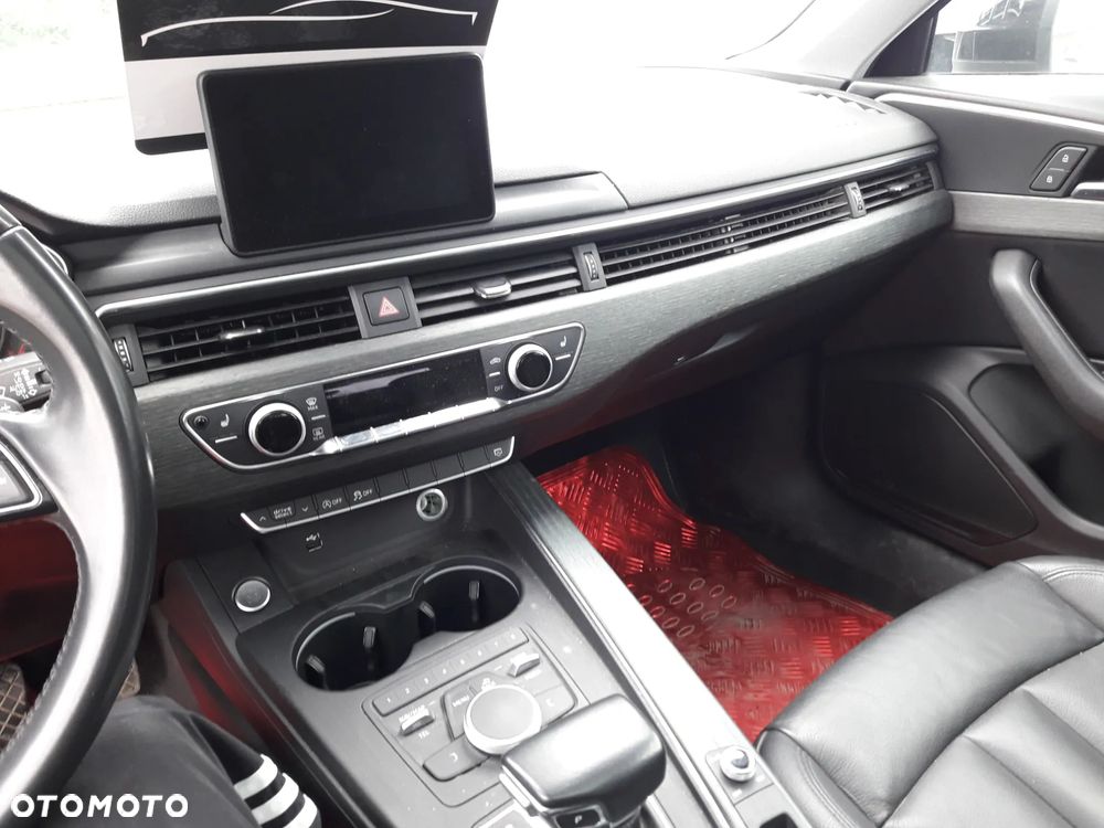 Audi A4 Limousine 2.0 TFSI ultra S tronic design - 10