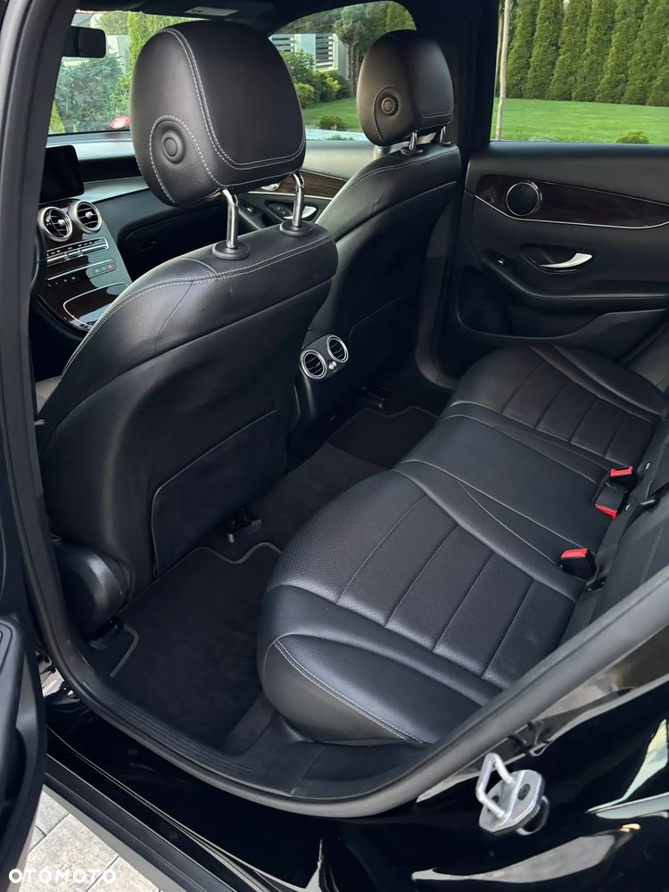 Mercedes-Benz GLC 300 4Matic 9G-TRONIC Exclusive - 14