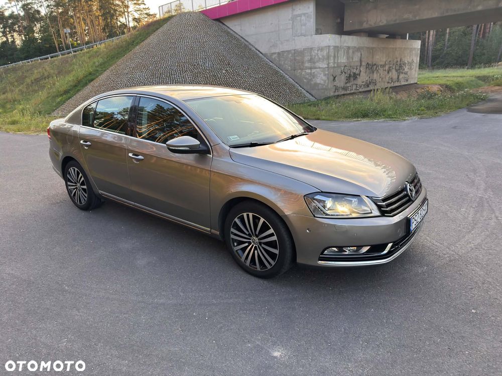 Volkswagen Passat 2.0 TDI Highline DSG - 7