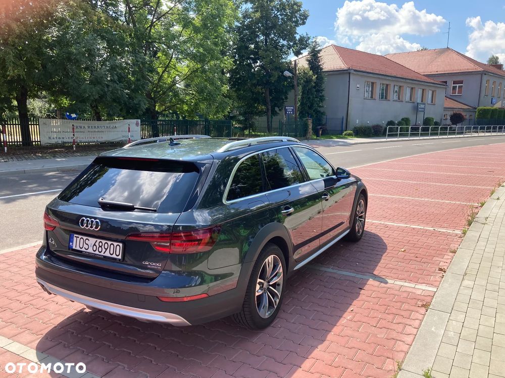 Audi A4 Allroad - 10