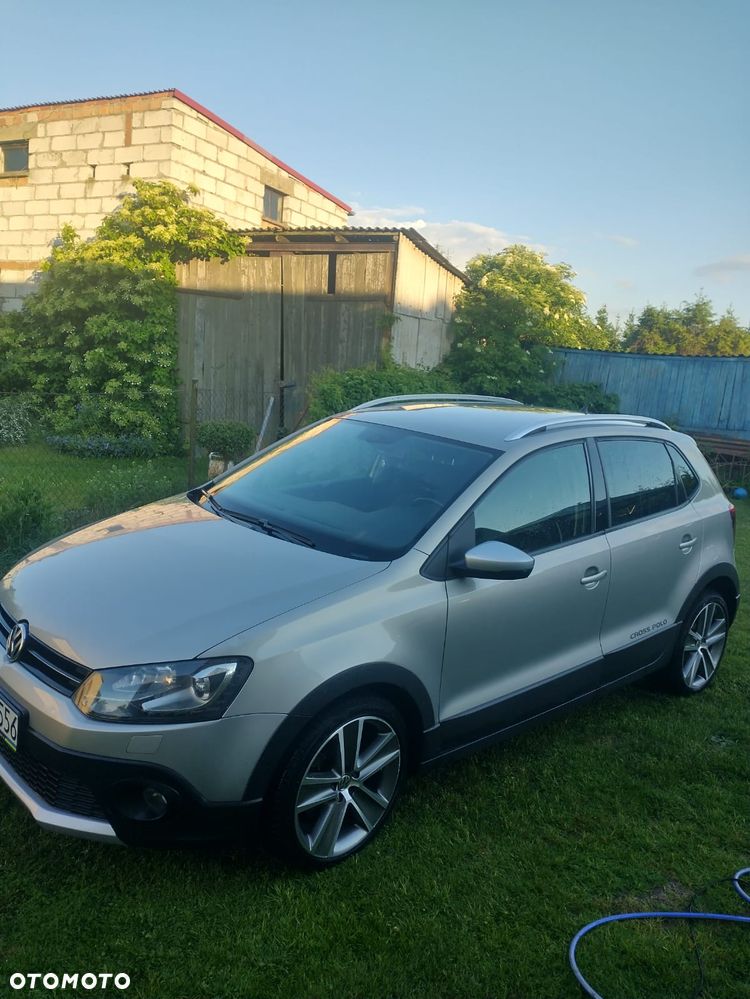 Volkswagen Polo 1.6 TDI Cross - 5