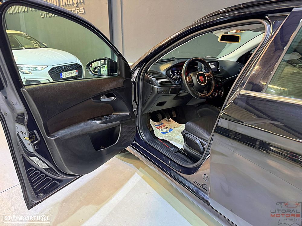 Fiat Tipo Station Wagon 1.6 M-Jet Lounge Tech - 14