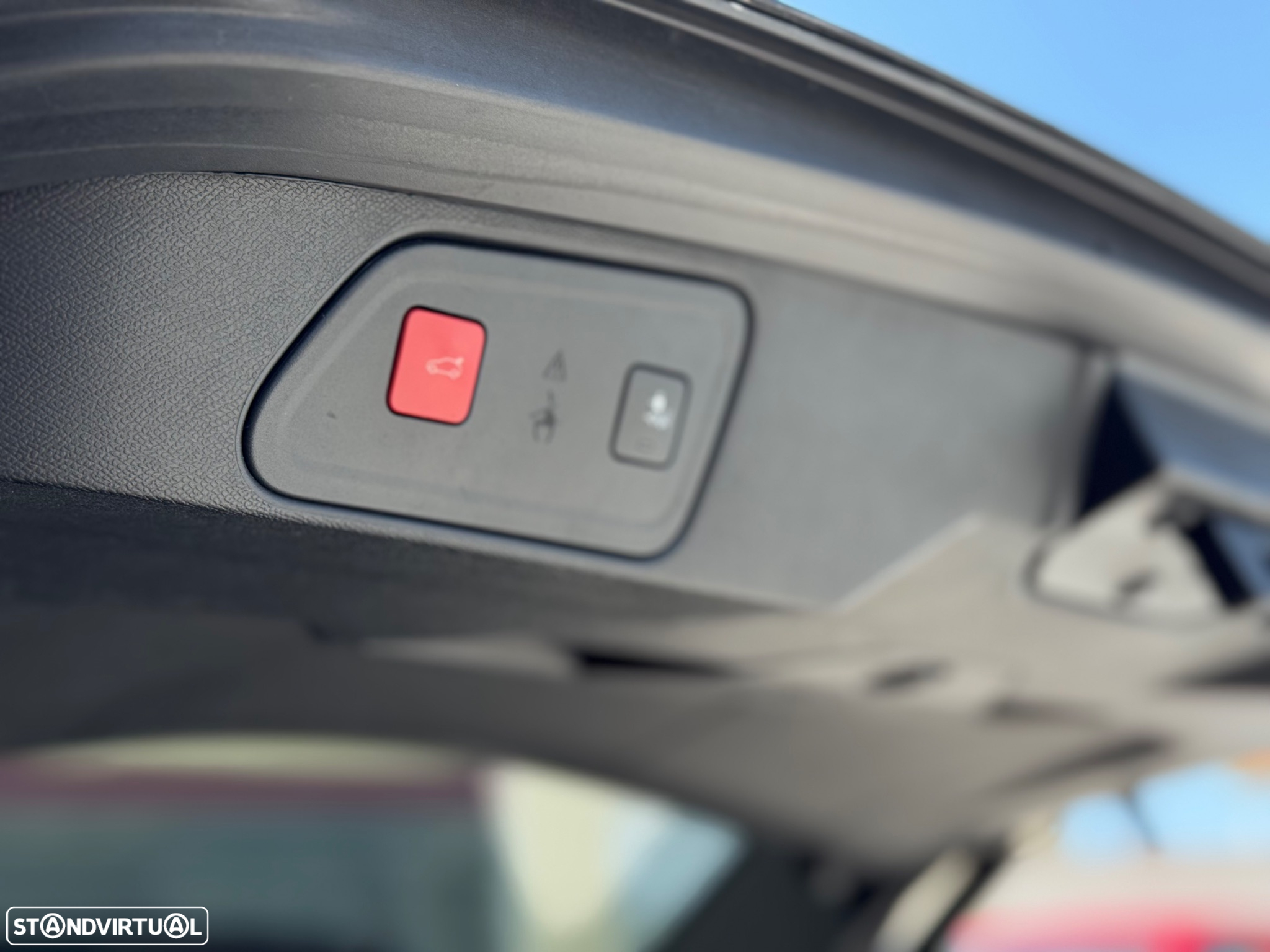 Peugeot 3008 PureTech 130 Stop & Start GPF EAT8 Allure Pack - 22