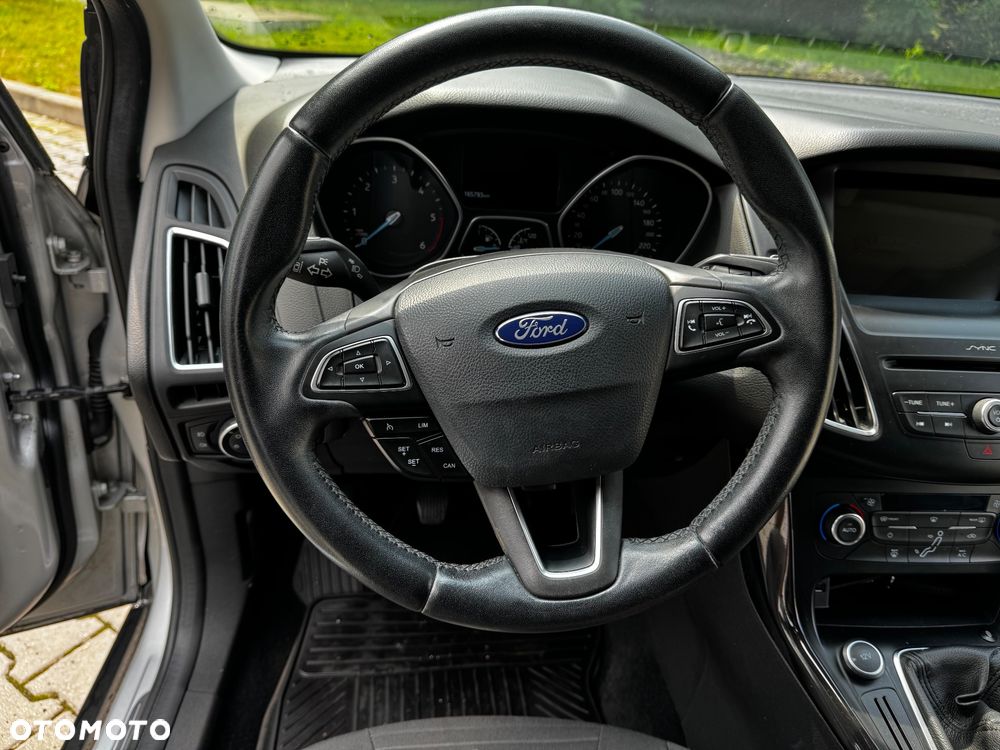Ford Focus 1.5 TDCi Titanium - 4
