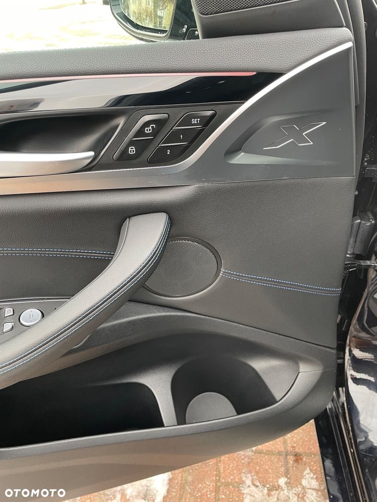BMW X4 - 11
