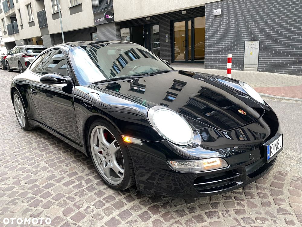 Porsche 911 Carrera S - 4