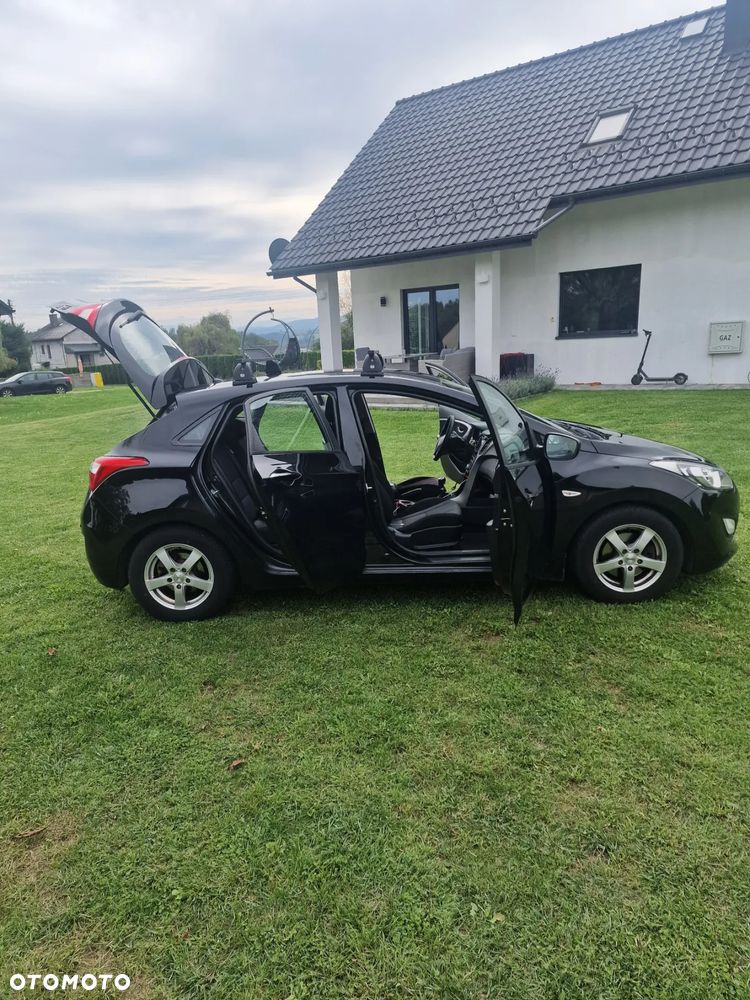 Hyundai i30 1.6 CRDi Comfort - 12