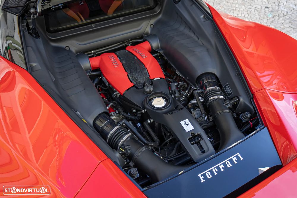 Ferrari F8 Tributo 3.9 Twin-Turbo V8 - 42