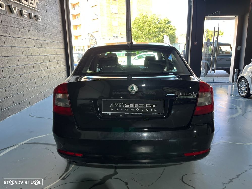 Skoda Octavia 1.6 TDI Sportline Pack - 8