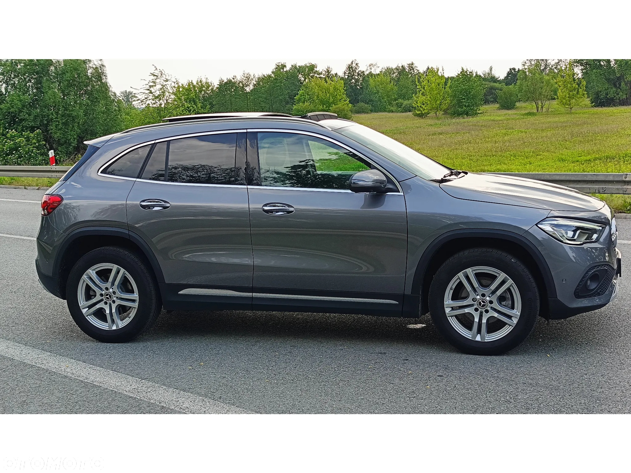 Mercedes-Benz GLA 250 4-Matic - 10