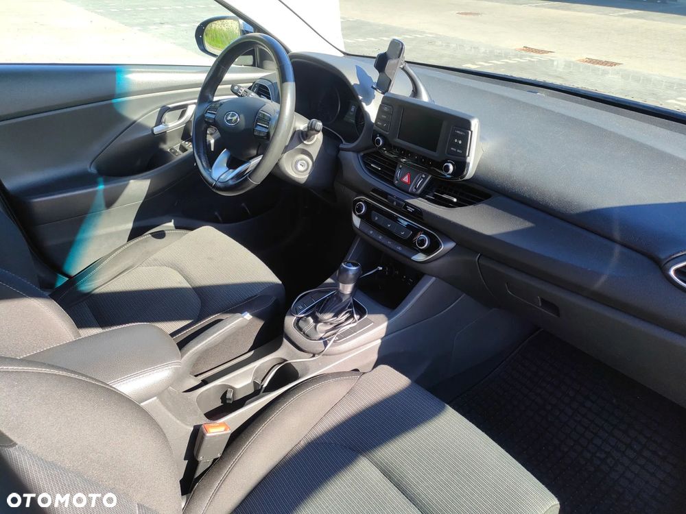 Hyundai i30 1.4 T-GDI Classic + DCT - 12