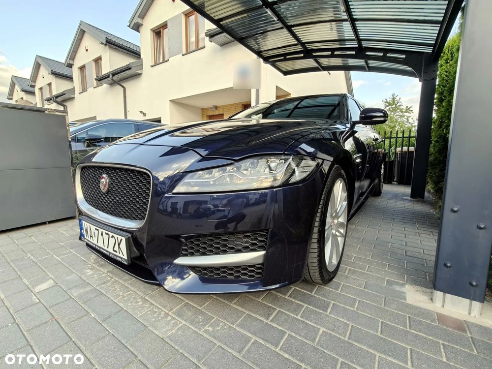Jaguar XF 2.0 i4D R-Sport - 6