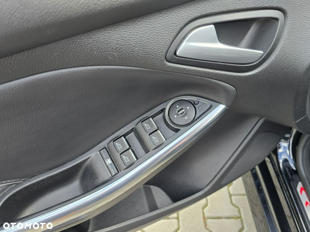 Ford Focus 2.0 EcoBoost ST mit Leder-Sport-Paket - 24