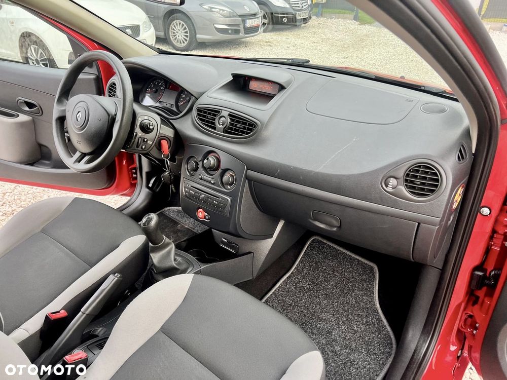 Renault Clio 1.2 16V 75 Dynamique - 34