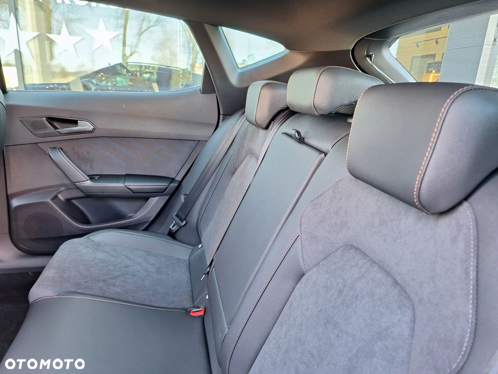 Cupra Formentor 1.5 eTSI mHEV DSG - 13