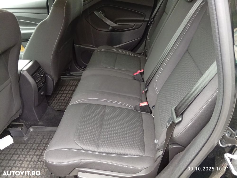 Ford Kuga 1.5 EcoBoost 2WD Titanium - 8