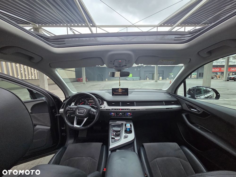 Audi Q7 - 16