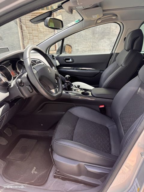Peugeot 3008 1.6 HDi Allure - 11
