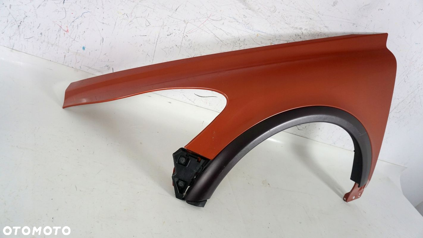 BŁOTNIK LEWY PRZÓD PRZEDNI LISTWA VOLVO C30 LIFT 10-13 FL 2010-2013 - 2
