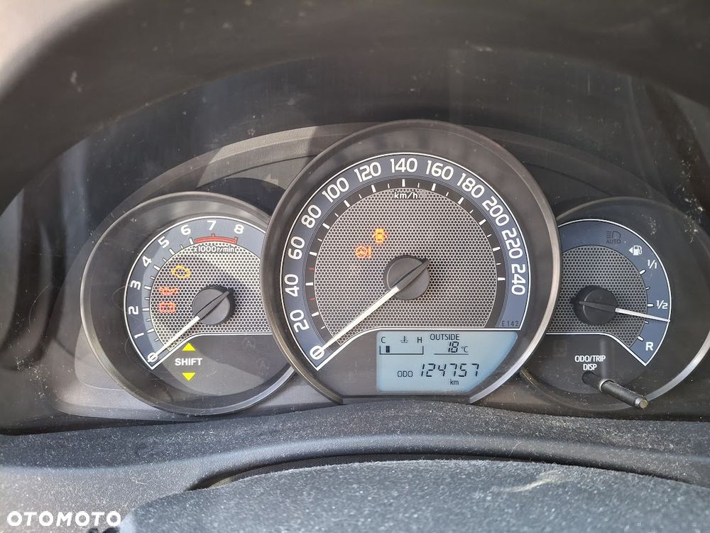Toyota Auris 1.33 VVT-i Active - 10