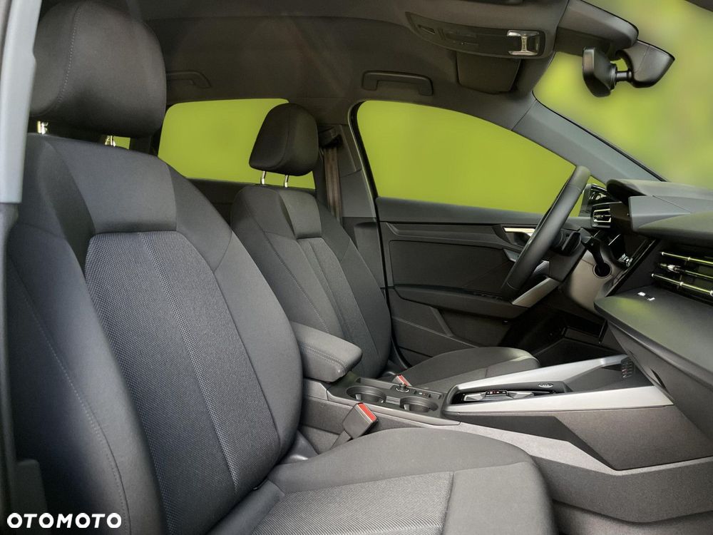 Audi A3 Sportback - 25