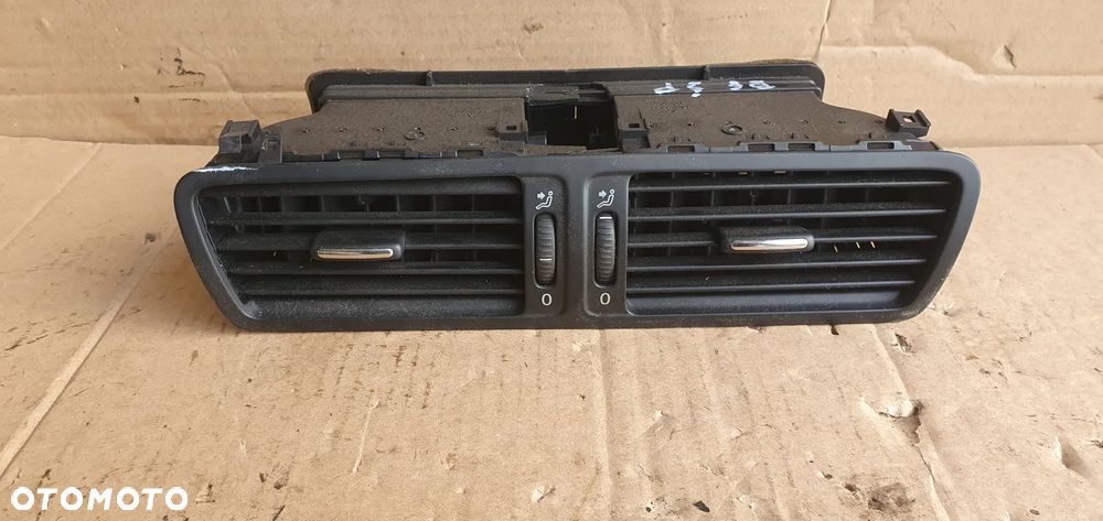 Kratka nawiewu powietrza środkowa VW Passat B6 3C1819728F - 5