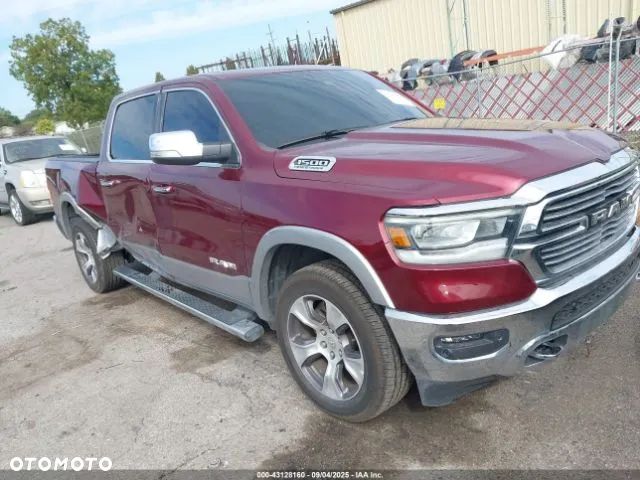 RAM 1500 Crew Cab Shortbed Laramie - 3