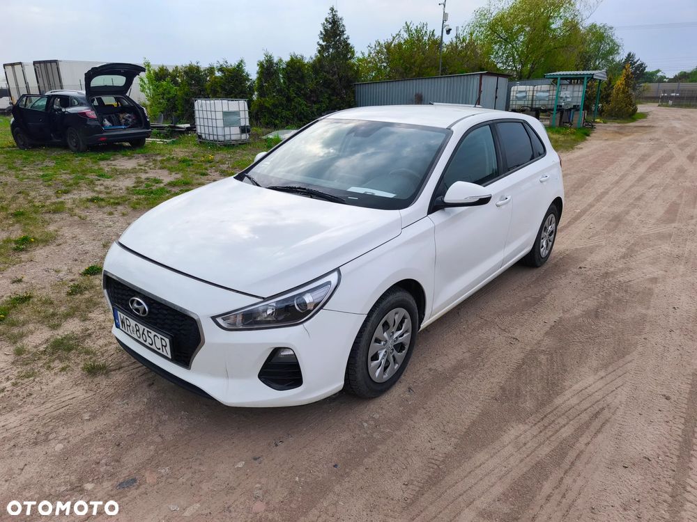Hyundai i30 1.4 Comfort - 1