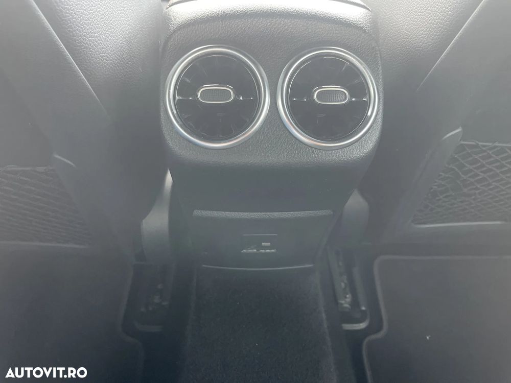 Mercedes-Benz CLA 180 - 27