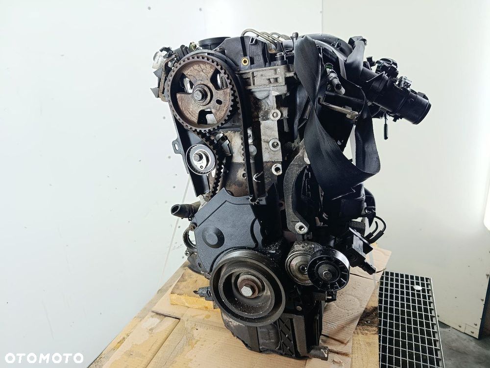 SILNIK CITROEN C5 III RHR 2.0 HDI - 6