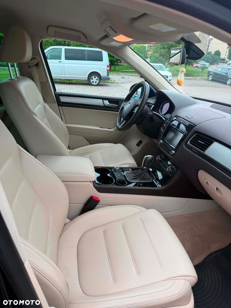 Volkswagen Touareg - 7