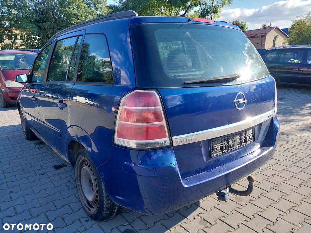 Opel Zafira B silnik kompletny 1.9 CDTI JTD 120KM wtryski pompa paliwa klimatyzacji wspomagania regulator alternator maglownica sprzęgło lewarek 6 biegów drzwi klapa błotnik lusterko kolor Z21B lampa reflektor przód przedni xenon przetwornica tył tylna hak holowniczy zestaw startowy sterownik stacyjka zamek zacisk hamulcowy deska rozdzielcza panel wyświetlacz boczek fotele mechanizm osłona manetki tempomat wykładzina podsufitka kierownica plastiki szyba NA CZĘŚCI WSZYSTKIE CZĘŚCI - 15