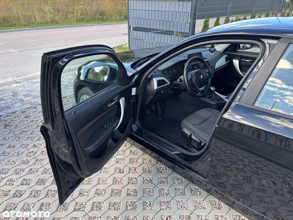 BMW Seria 1 116i - 15