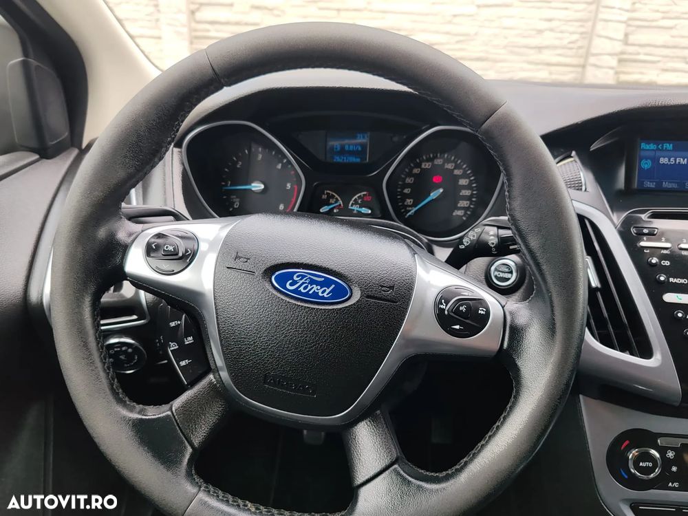Ford Focus - 9