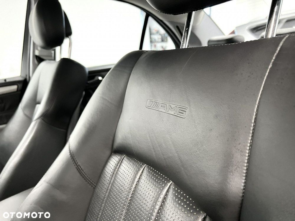 Mercedes-Benz Klasa C 32 AMG - 22