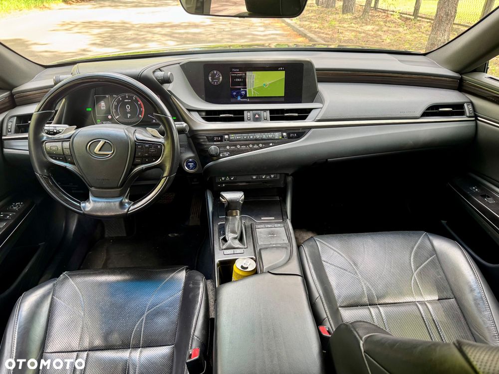 Lexus ES 300h Luxury Line - 19