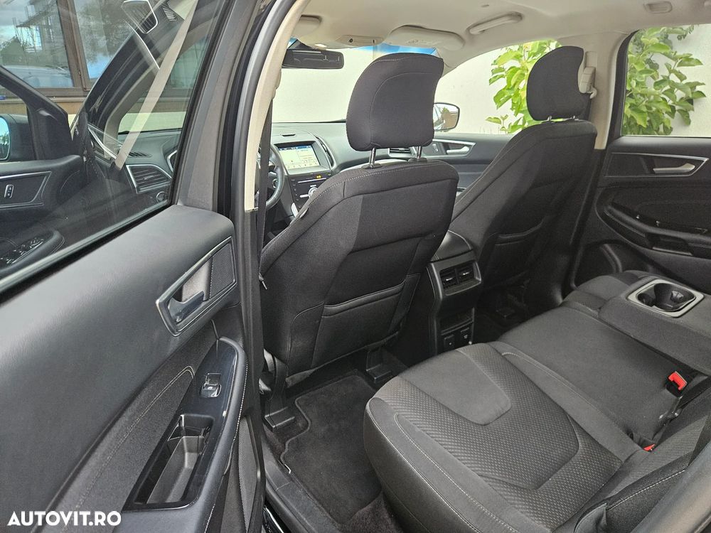 Ford Edge 2.0 TDCi Powershift Titanium - 14