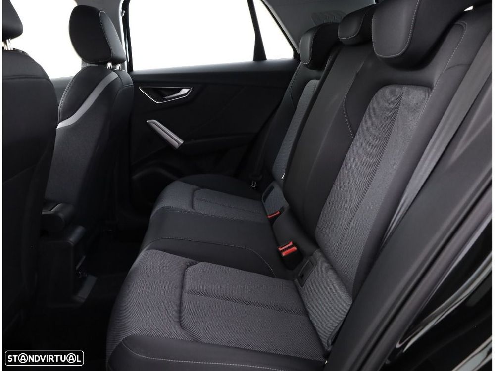 Audi Q2 30 TFSI Advanced - 10