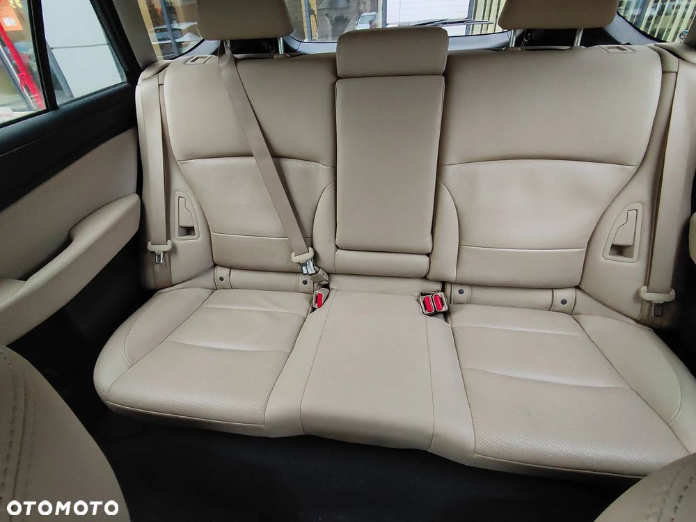 Subaru Outback - 14