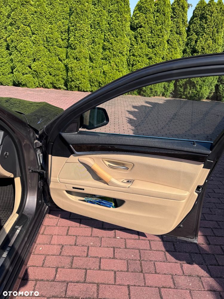BMW Seria 5 - 11