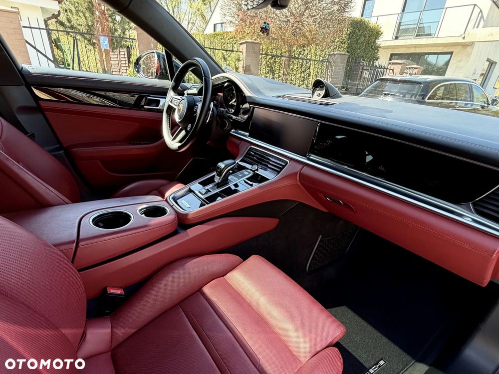 Porsche Panamera - 11