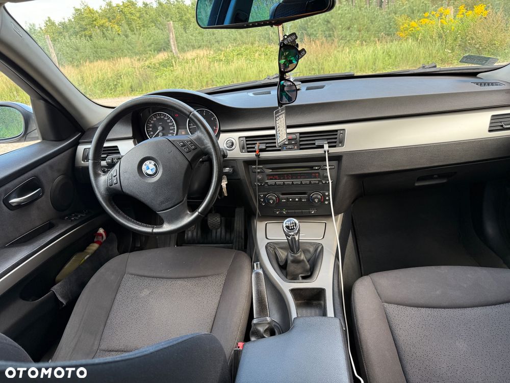 BMW Seria 3 320d - 5