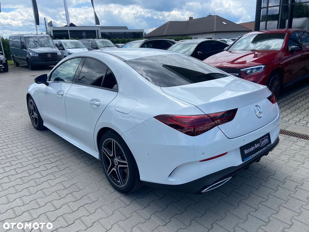 Mercedes-Benz CLA 200 AMG Line 7G-DCT - 4