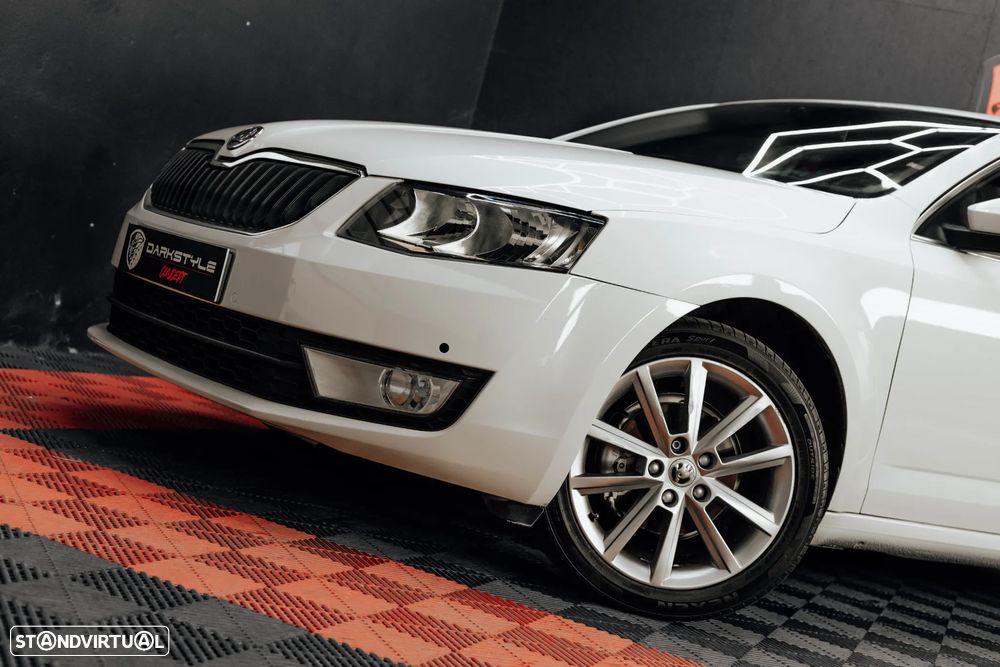 Skoda Octavia Break 1.6 TDi Sportline - 12