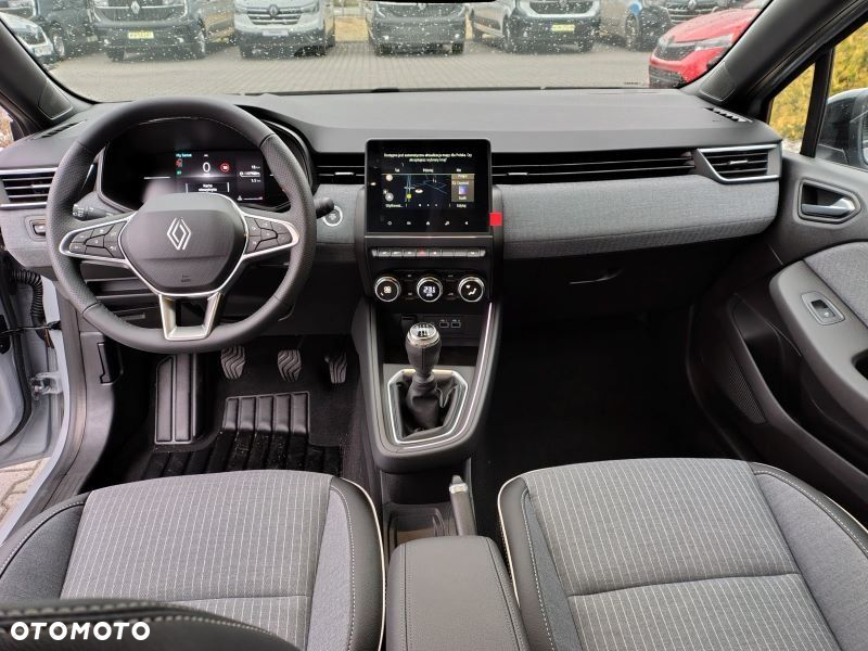 Renault Clio - 6