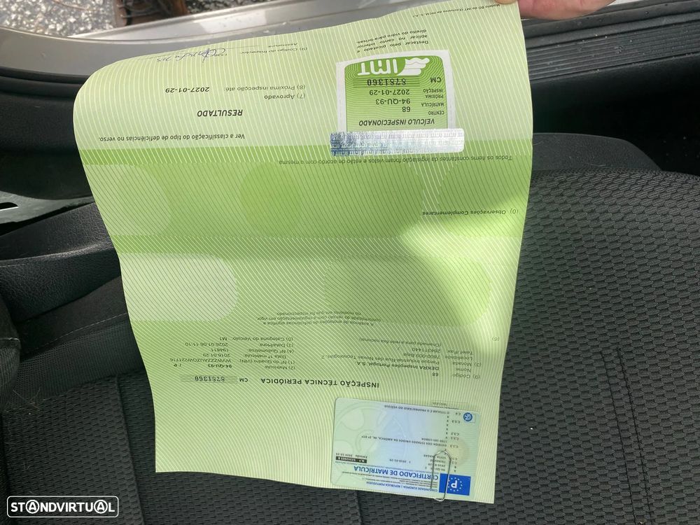 VW Golf 1.6 TDi BlueMotion Confortline - 12