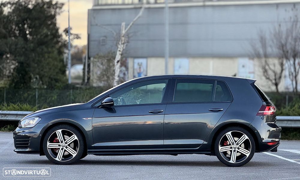 VW Golf GTI BlueMotion DSG - 14